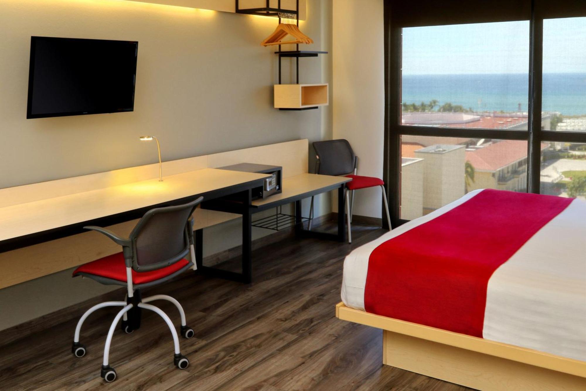 City Express Plus By Marriott Puerto Vallarta Ngoại thất bức ảnh