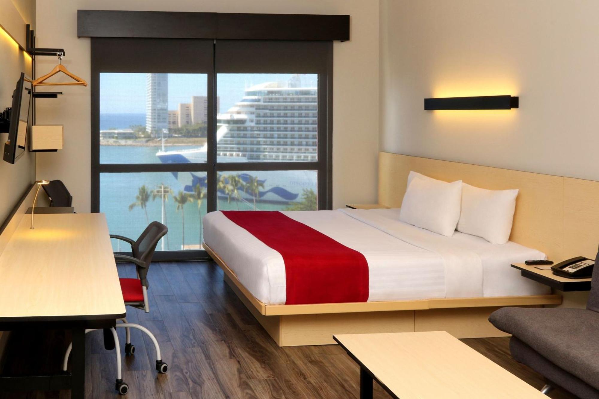 City Express Plus By Marriott Puerto Vallarta Ngoại thất bức ảnh